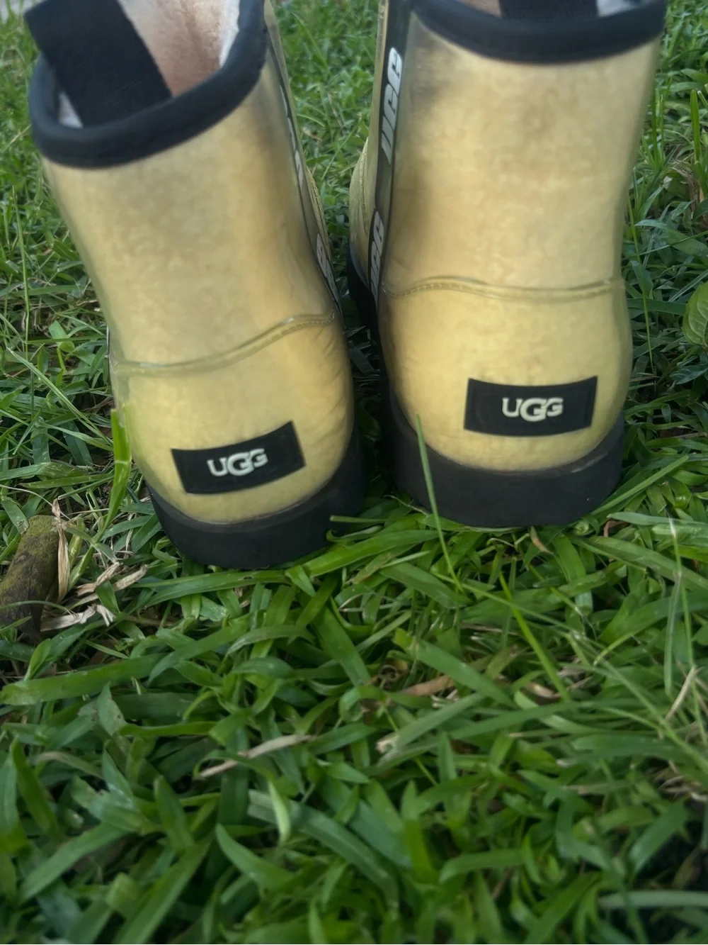UGG Yellow Shearling-Lined Waterproof Short Rain Boots Size 6